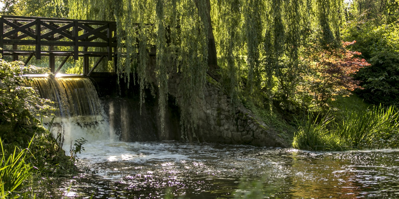 pils muiža viesnīca restorāns izmitināšana apartamenti istabas Polijā Mazury