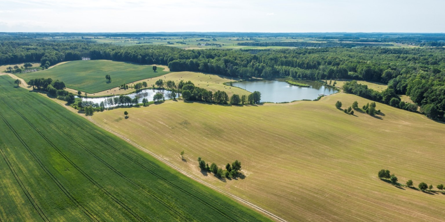pils muiža viesnīca restorāns izmitināšana apartamenti istabas Polijā Mazury